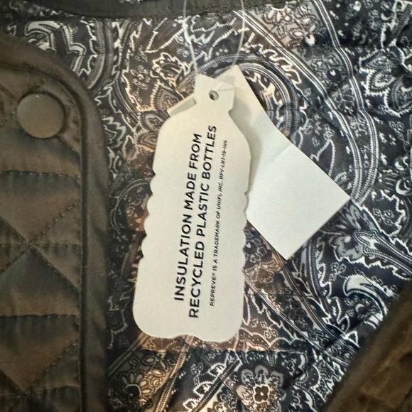 Lands End Reversible Barn Jacket - Black and Paisley, NWT - Insulated Classic - Picture 8 of 9